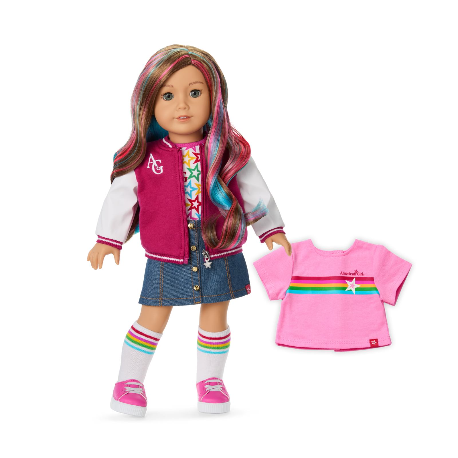 Truly Me™ 18-inch Doll #101 with wavy caramel hair Q8