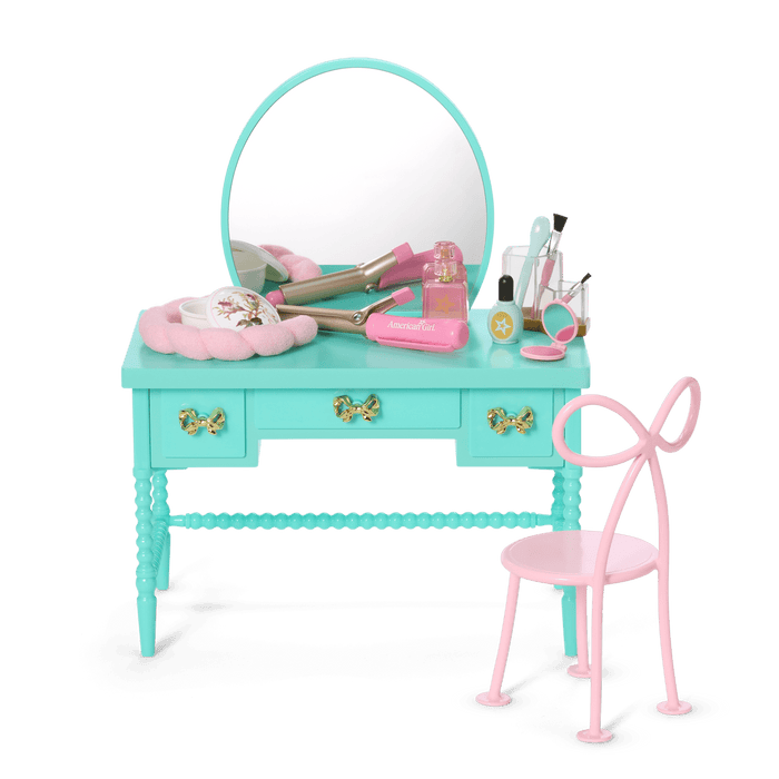 Raquel’s™ Vintage Vanity for 18-inch Dolls (Girl of the Year™ 2026) O3