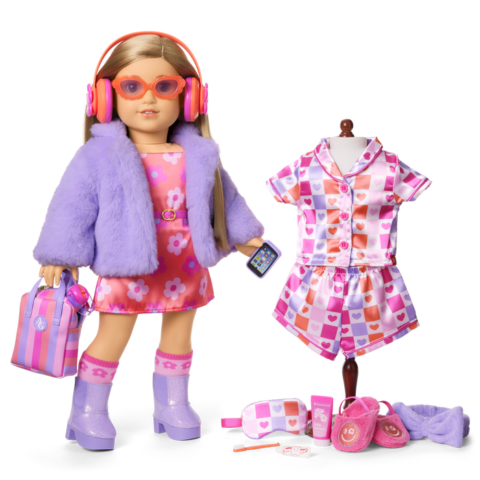 Truly Me™ #131 Doll & Day of Fun All-in-One Set P6