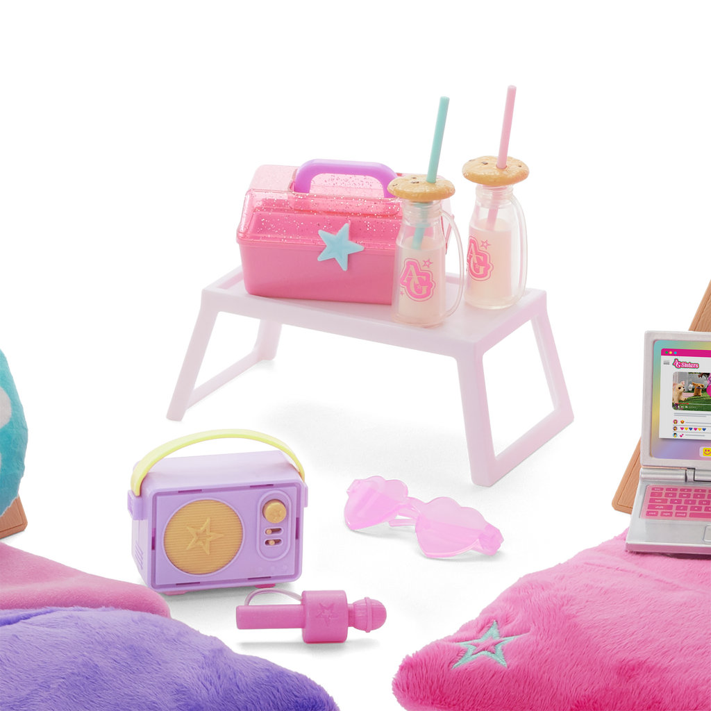 AG Sisters™ Glamping Girls Sleepover Set M6